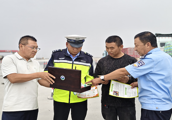 严查毒驾风险隐患 护航国庆道路平安